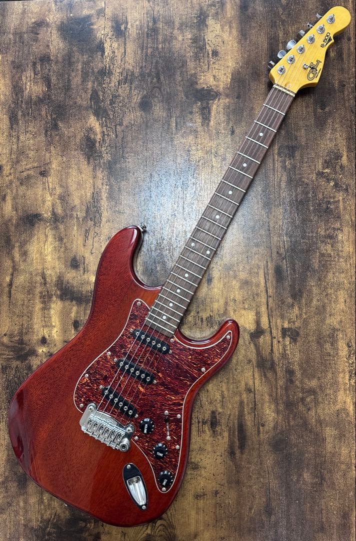 n*o様 G&L S-500 tribute series チェリーレッド スト