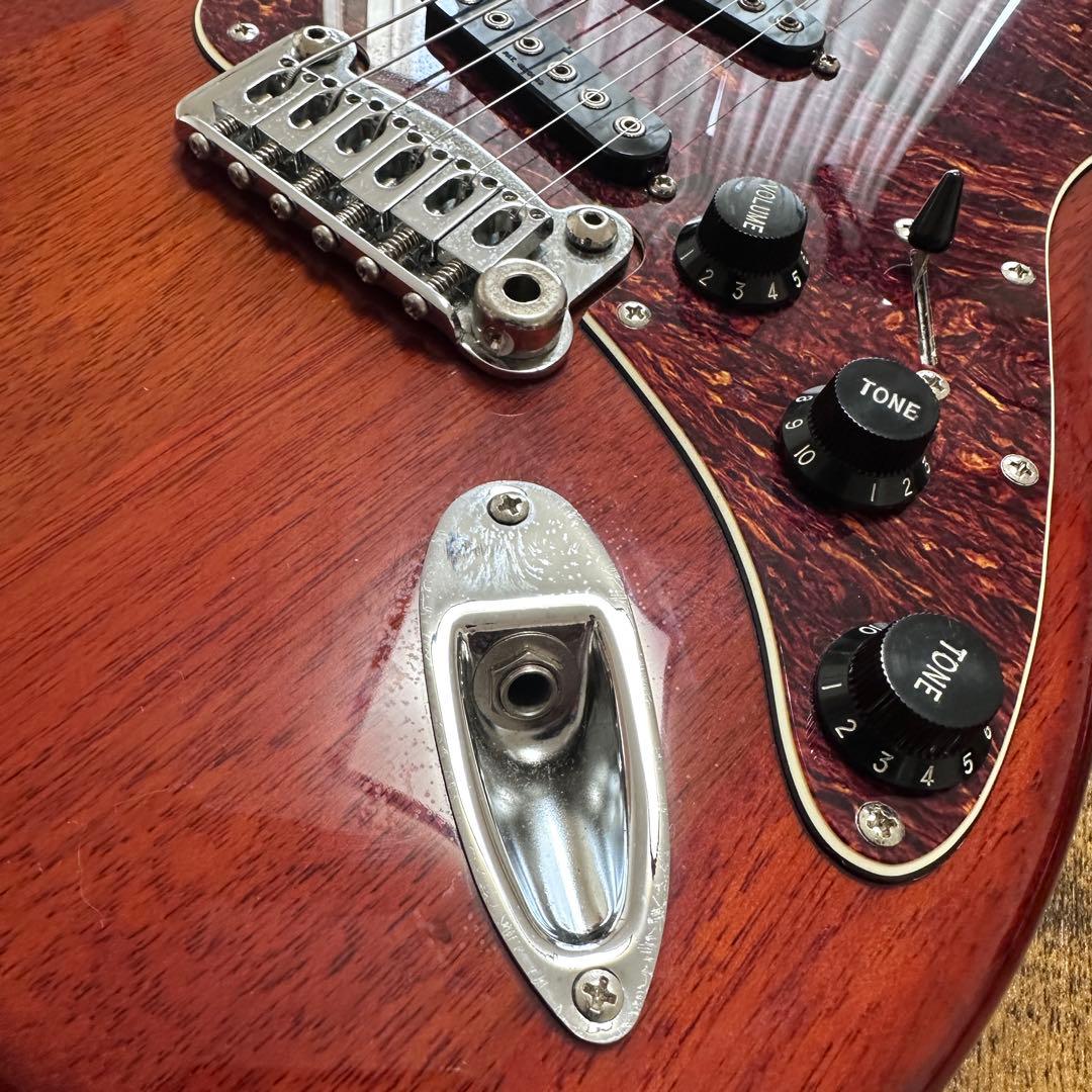 n*o様 G&L S-500 tribute series チェリーレッド スト