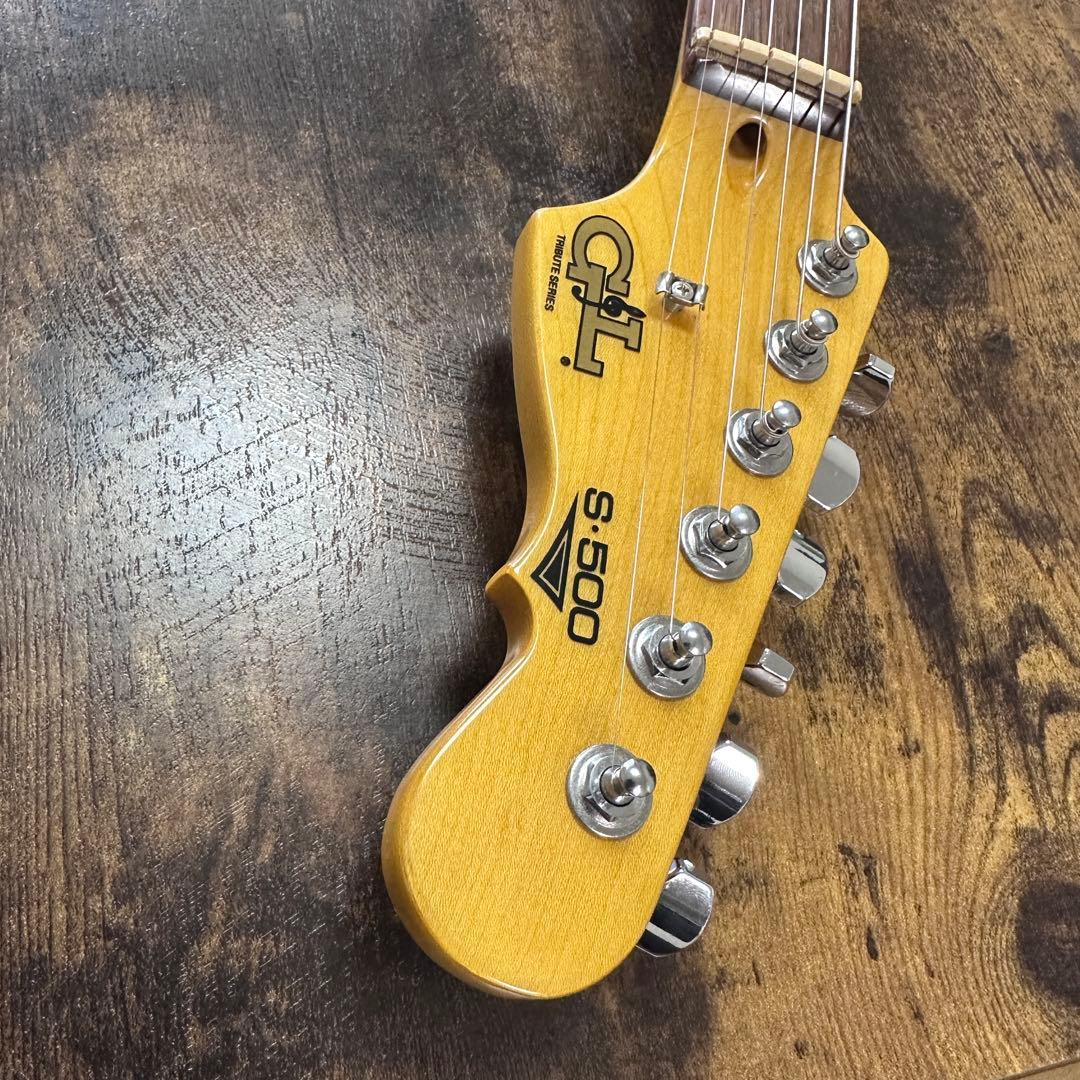 n*o様 G&L S-500 tribute series チェリーレッド スト