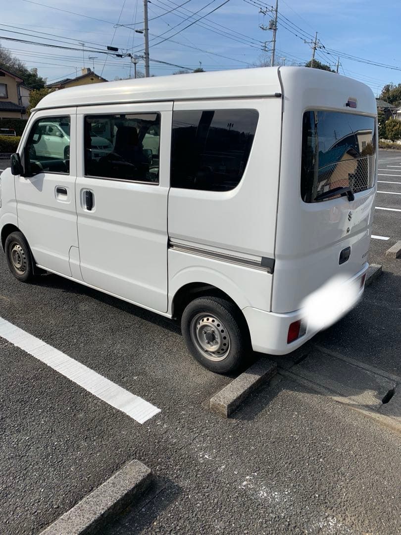 スズキ　エブリィバン DA17V