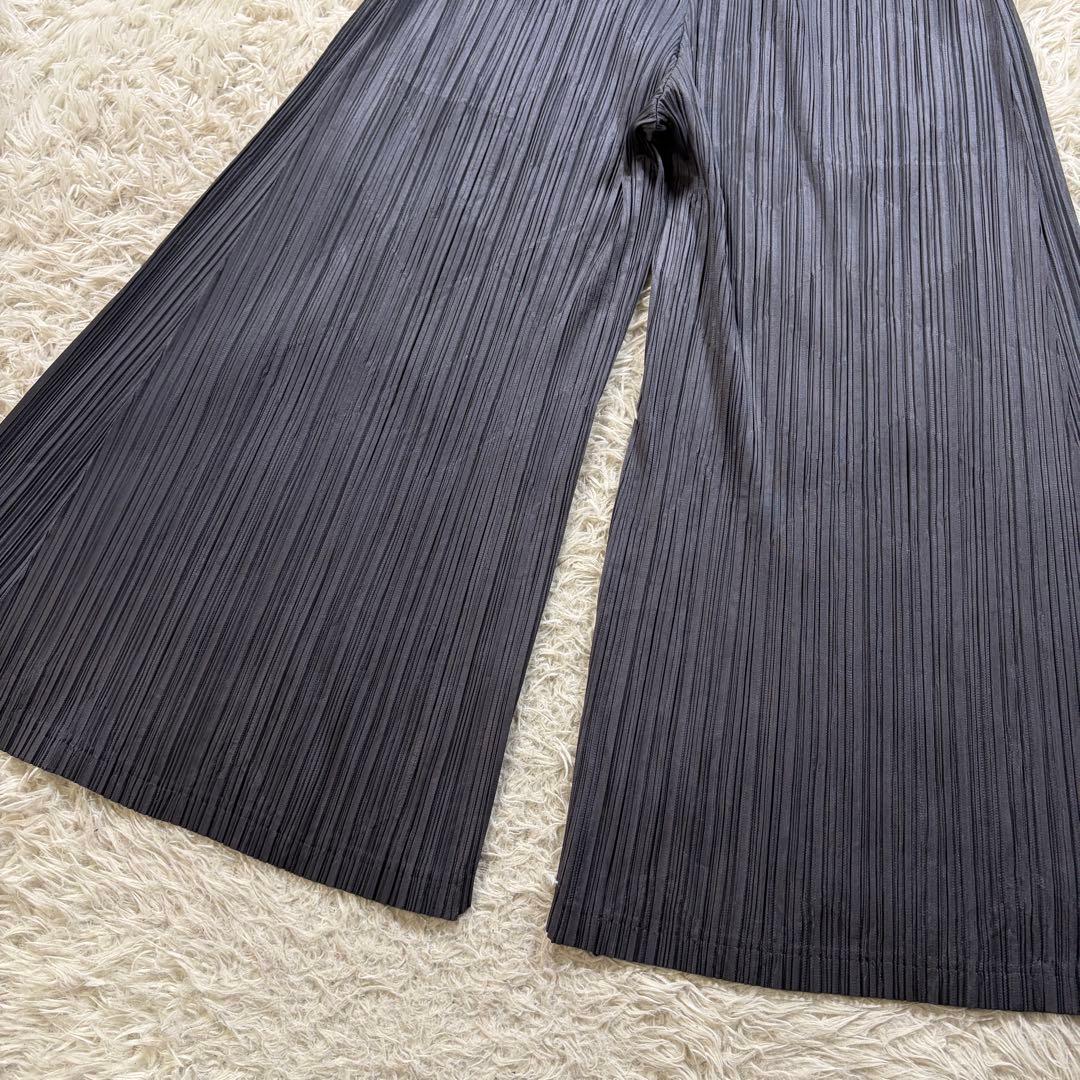 美品■プリーツプリーズ　ワイドパンツ　ガウチョ　総柄　グレー　サイズ3