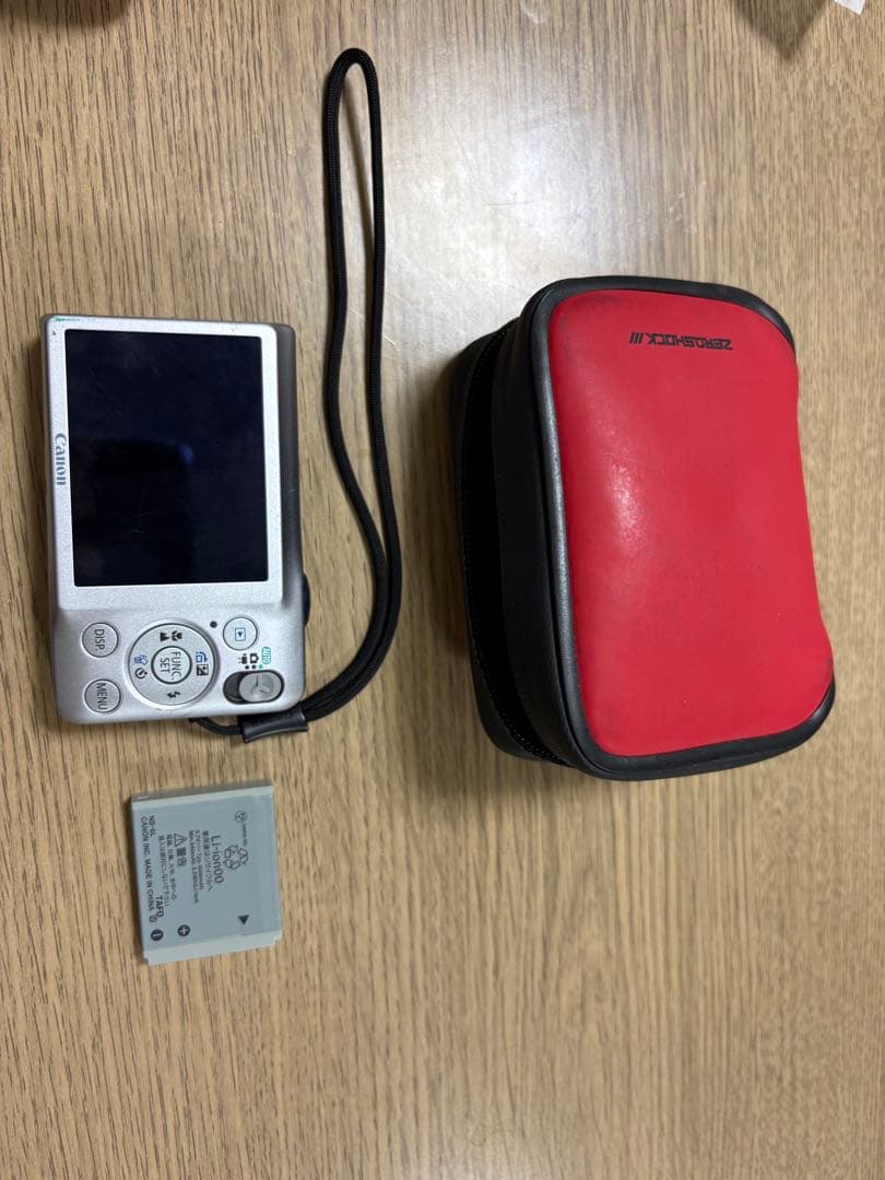 Canon IXY 200F シルバー