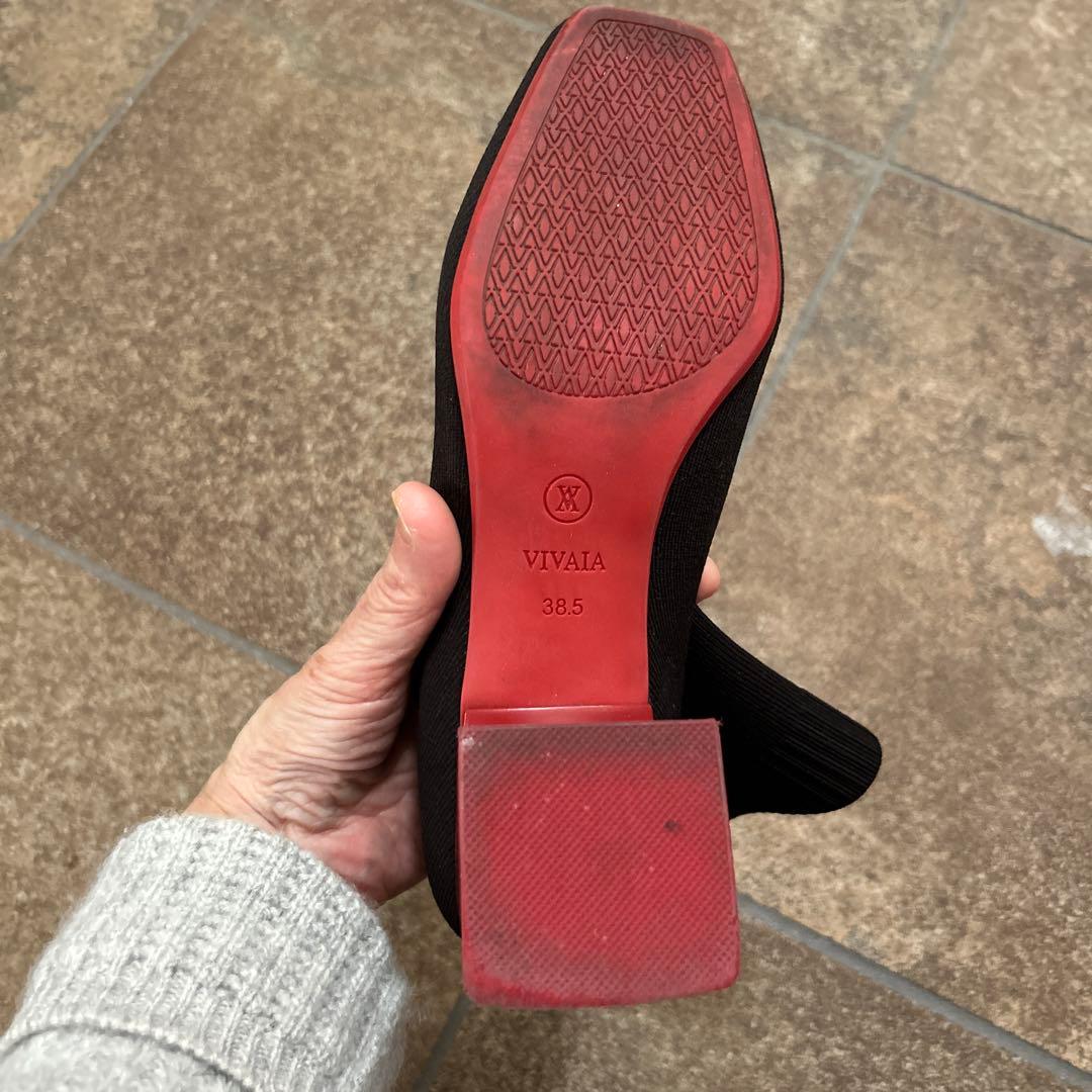 VIVAIA 黒と赤　ブーツ