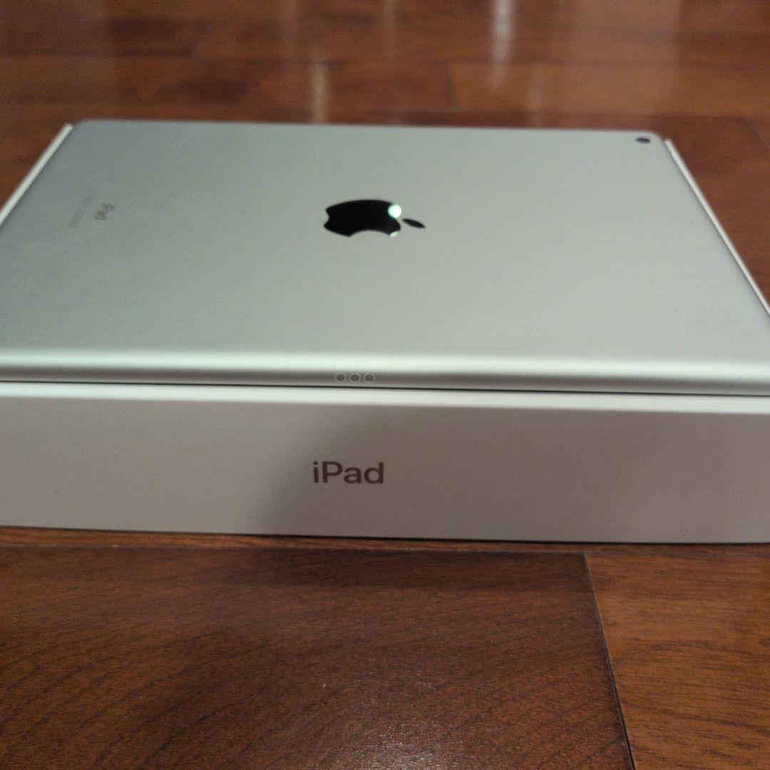 美品 欠品無し iPad 元箱付き A2602