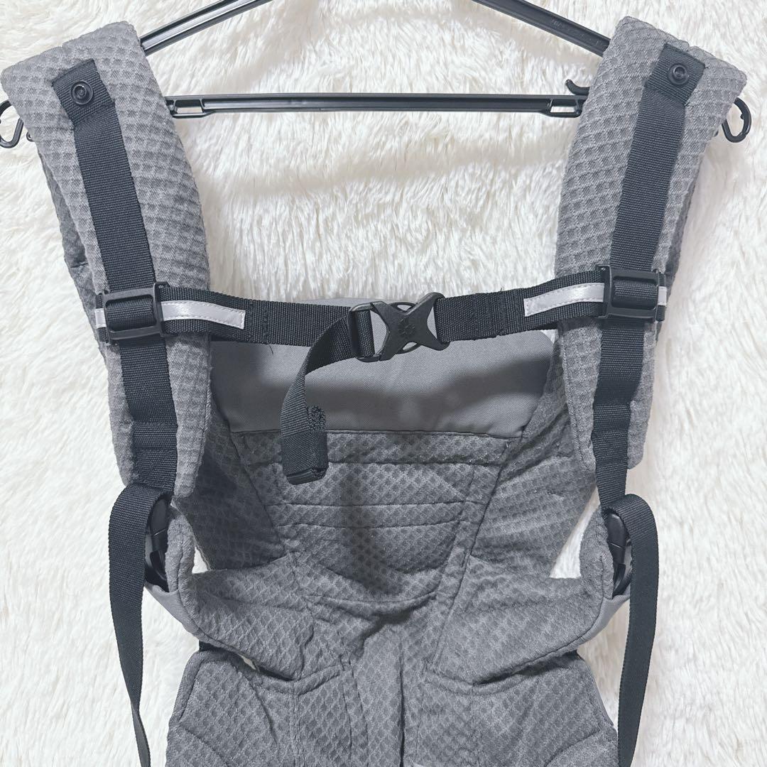 【美品】ergobaby OMNI breeze 抱っこ紐 グラファイトグレー