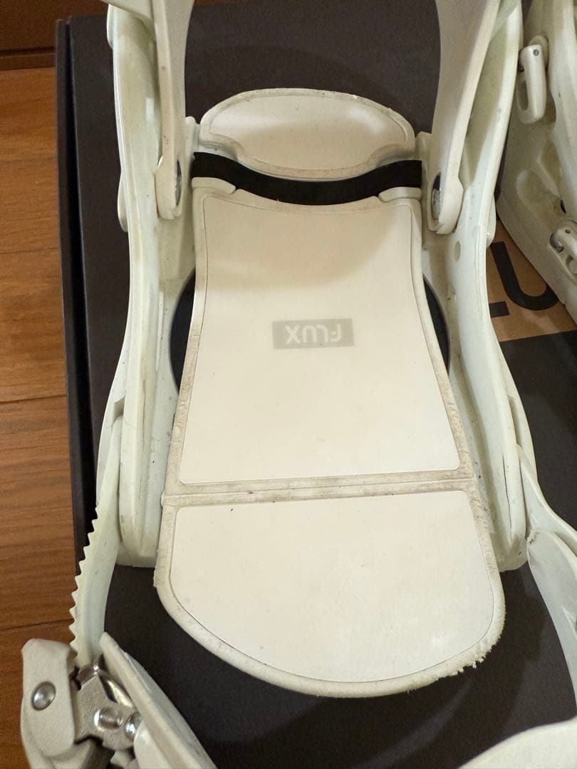 flux ds ビンディング　スノーボード　sサイズ　23-24モデル