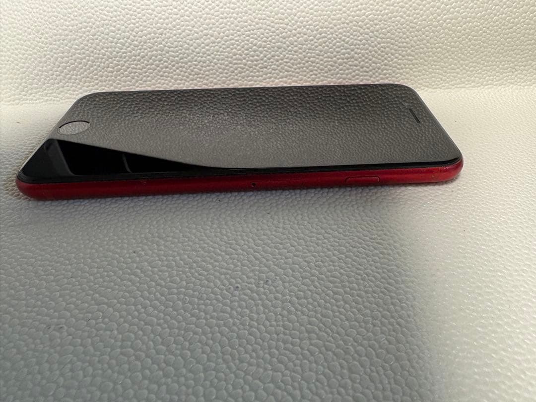 iPhone SE (第2世代) PRODUCT(RED) 本体