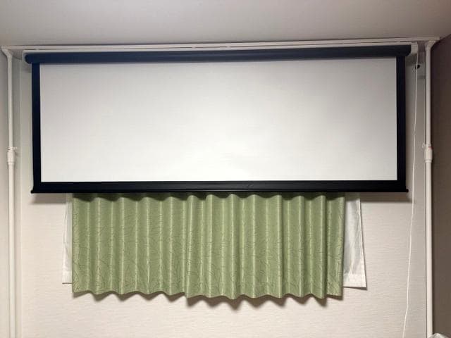 ★送料無料「電動スクリーン80インチ16：9 ホワイトマット」※輸送箱有・開封品