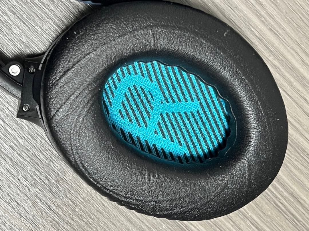 【期間限定値下】BOSE QC25 ノイズキャンセル ヘッドホン