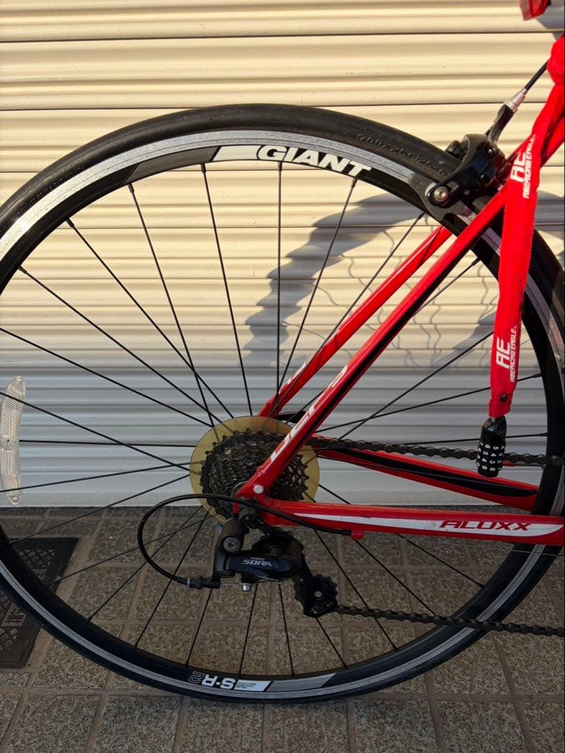 レッド アルミロードバイク 700C