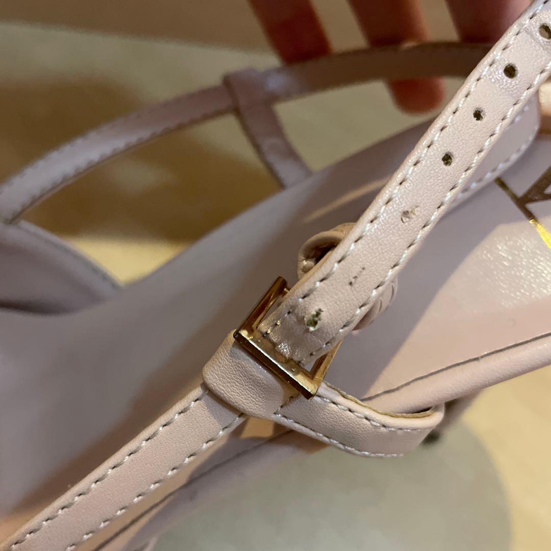 k*5様 ヴァレンティノ　パンプス　ヒール　Vロゴ　ベージュ　ピンク　25.0