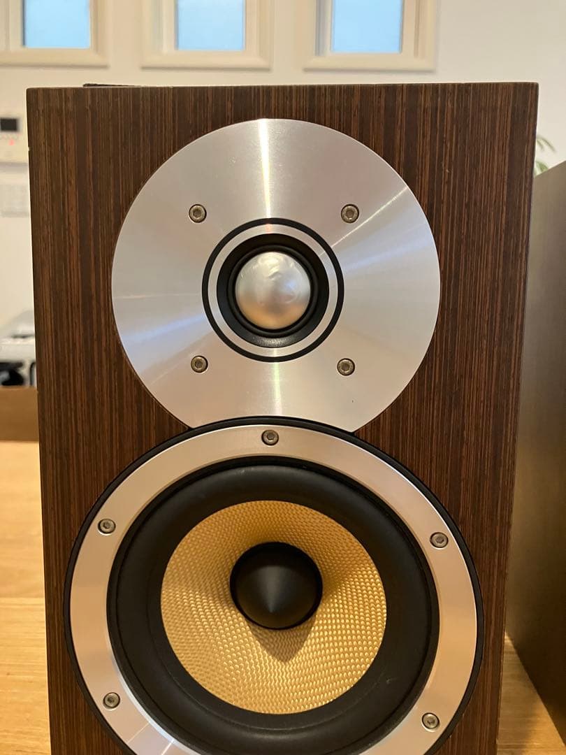 Bowers & Wilkins ＣＭ1