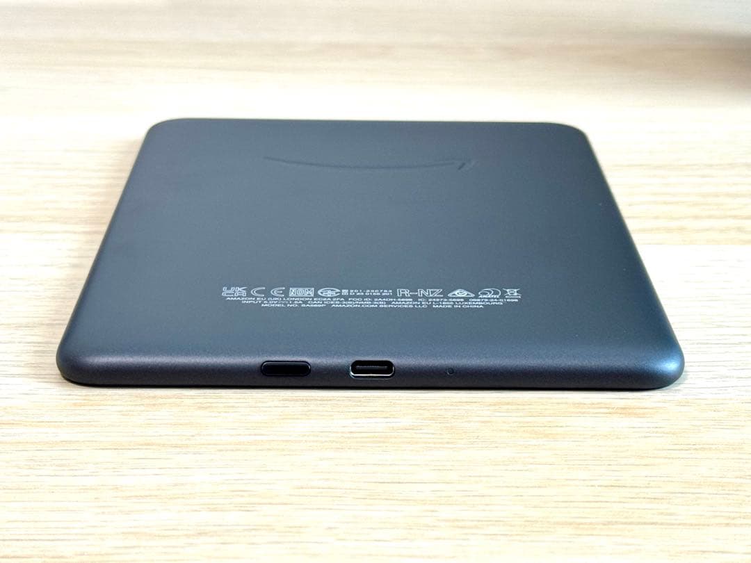 極美品KindlePaperwhiteシグニチャーエディション12世代32GB