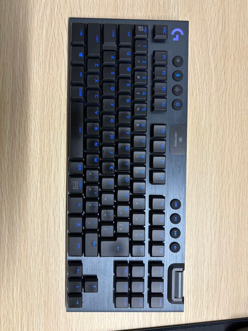 Logitech G913 TKL ワイヤレスキーボード