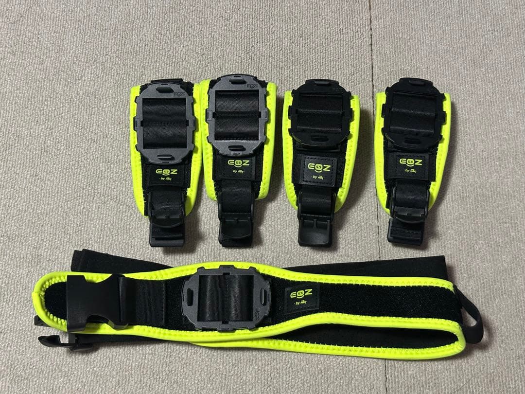 VIVE トラッカー（Ultimate） 5点 ＋専用充電ドック+ベルトセット