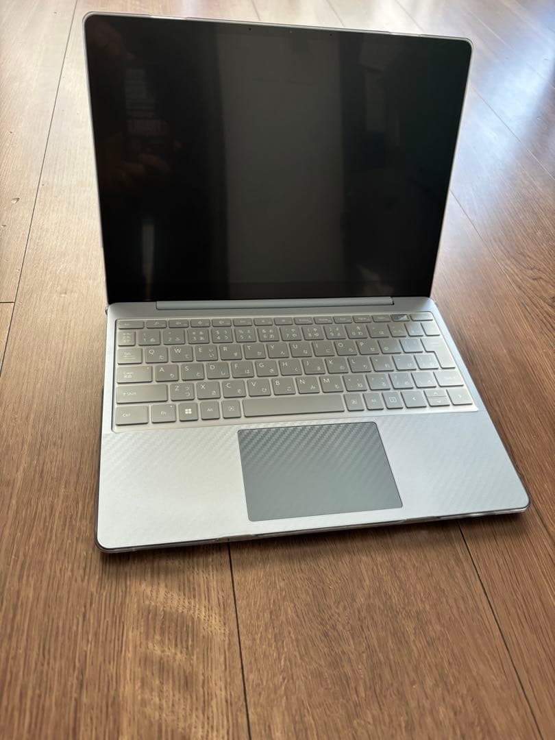 くりまんじゅうSurface Laptop Go 3