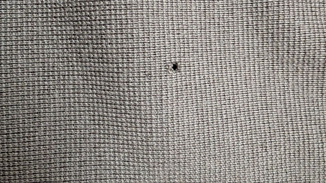 プラダスポーツ　オリーブグリーン タートルネックニット　ダメージ有り　48