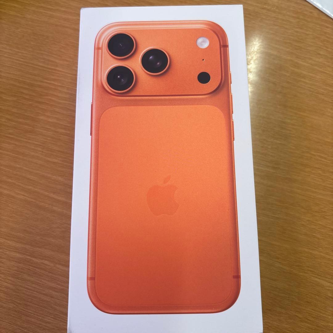 Apple iPhone 17Pro オレンジ　24時間以内発送