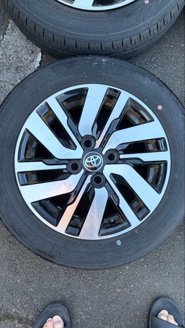 ルーミー　純正ホイール　14インチ　夏タイヤバリ溝　165 65 14