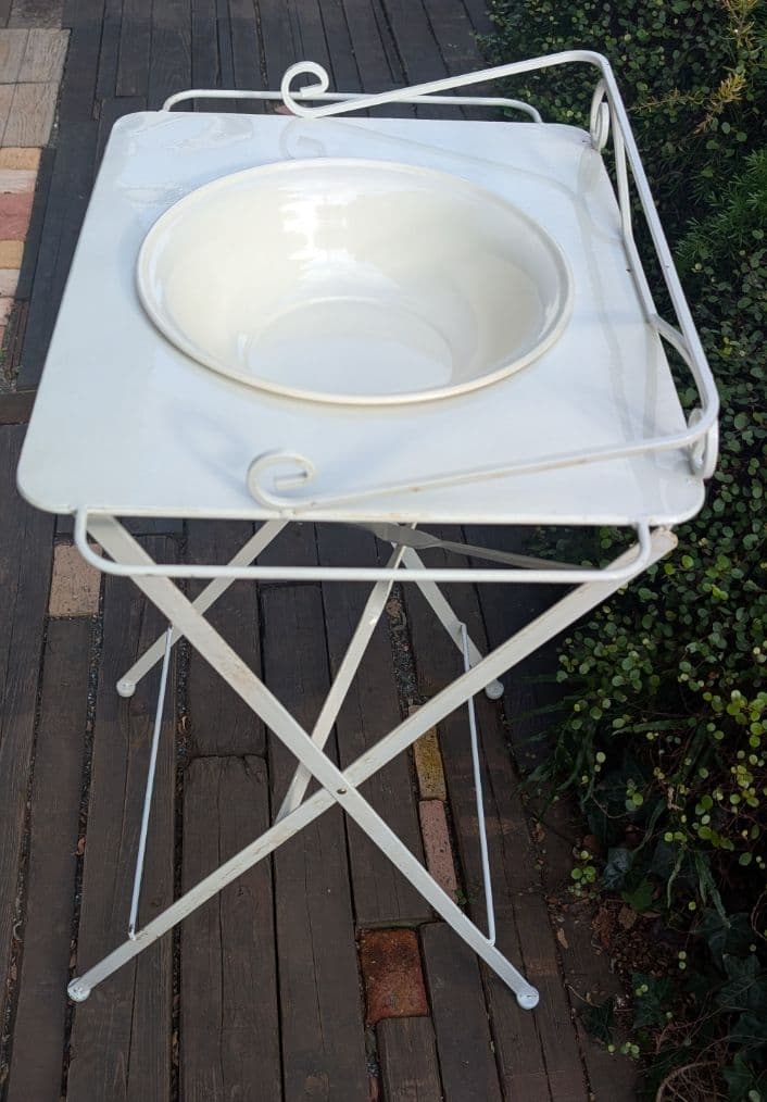 ウォッシュスタンド　アンティーク　レトロ　洗面台 折り畳み　ボウル・蓋付き　白