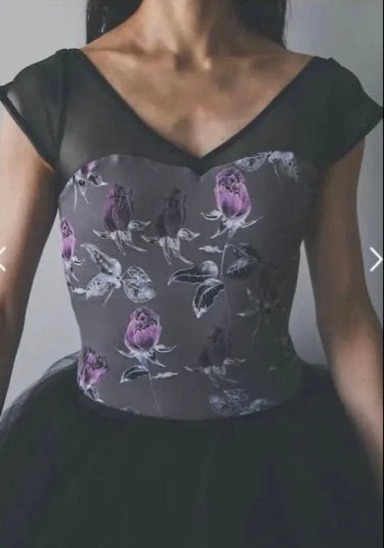 新作完売Stinaバレエレオタード Mサイズ