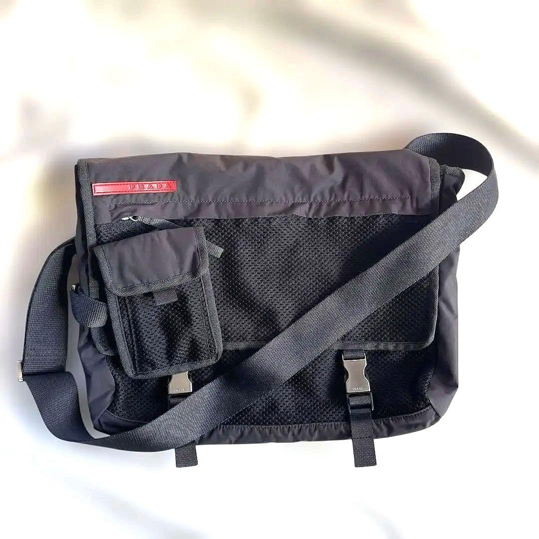 プラダスポーツ　メッシュ　メッセンジャーバッグ 中型　黒