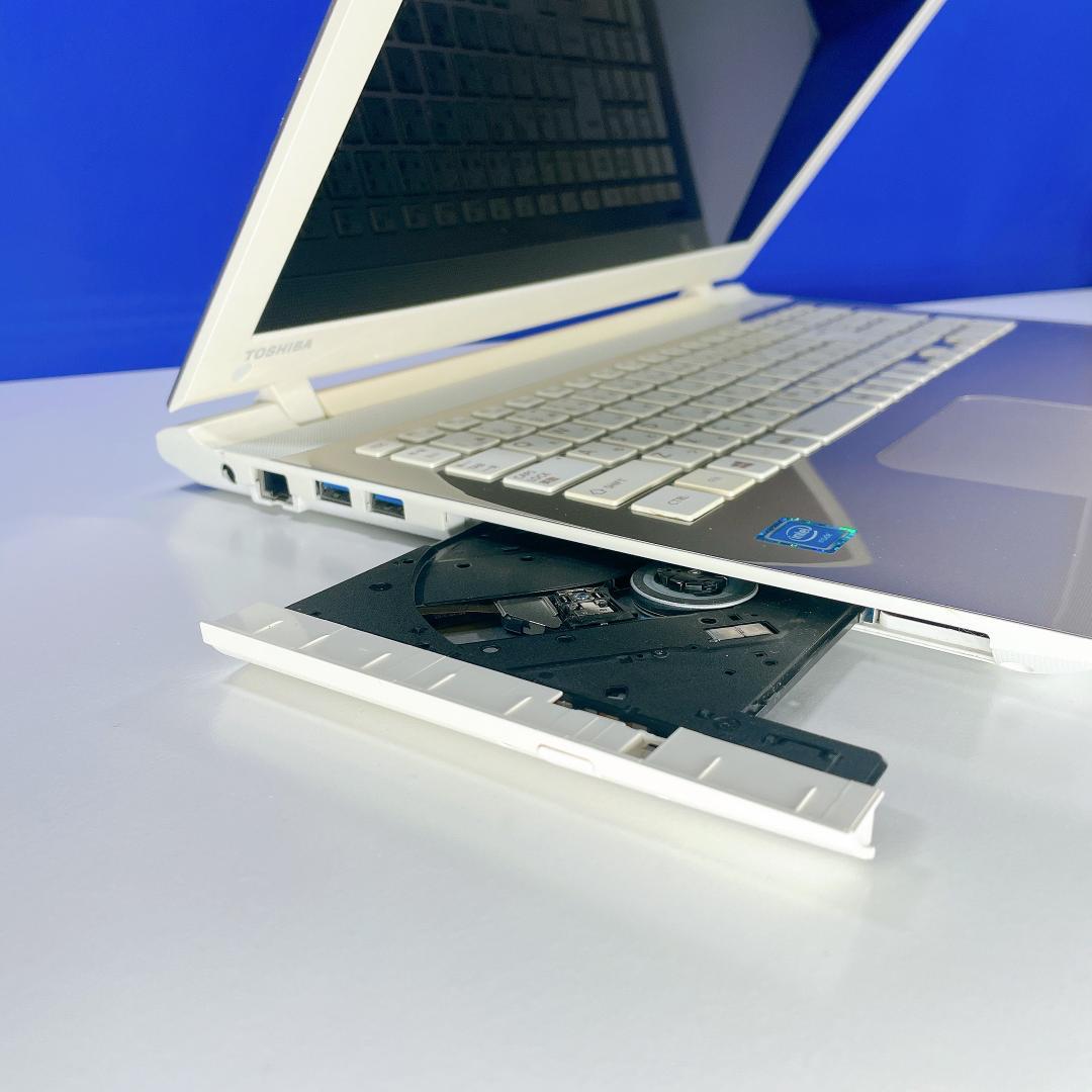 即利用OK！Windows11✨快適SSD書類作成に✨ゴールドノートパソコン薄型