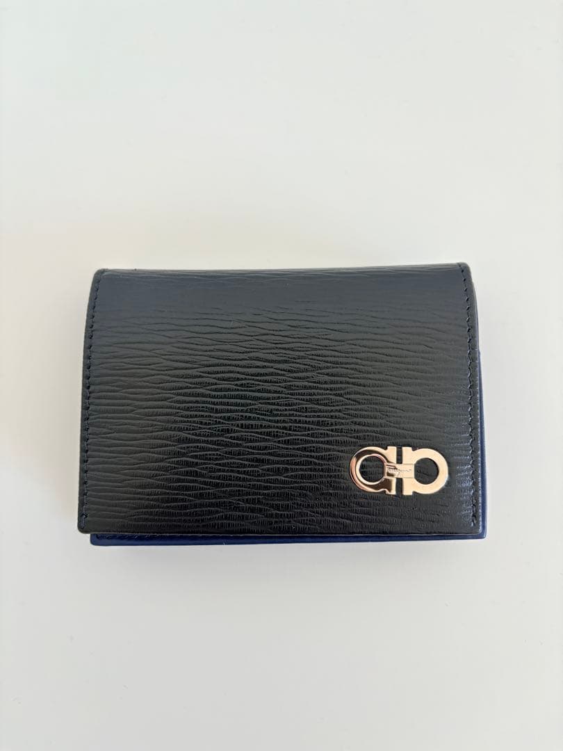 【サルヴァトーレ・フェラガモ]】名刺入れ