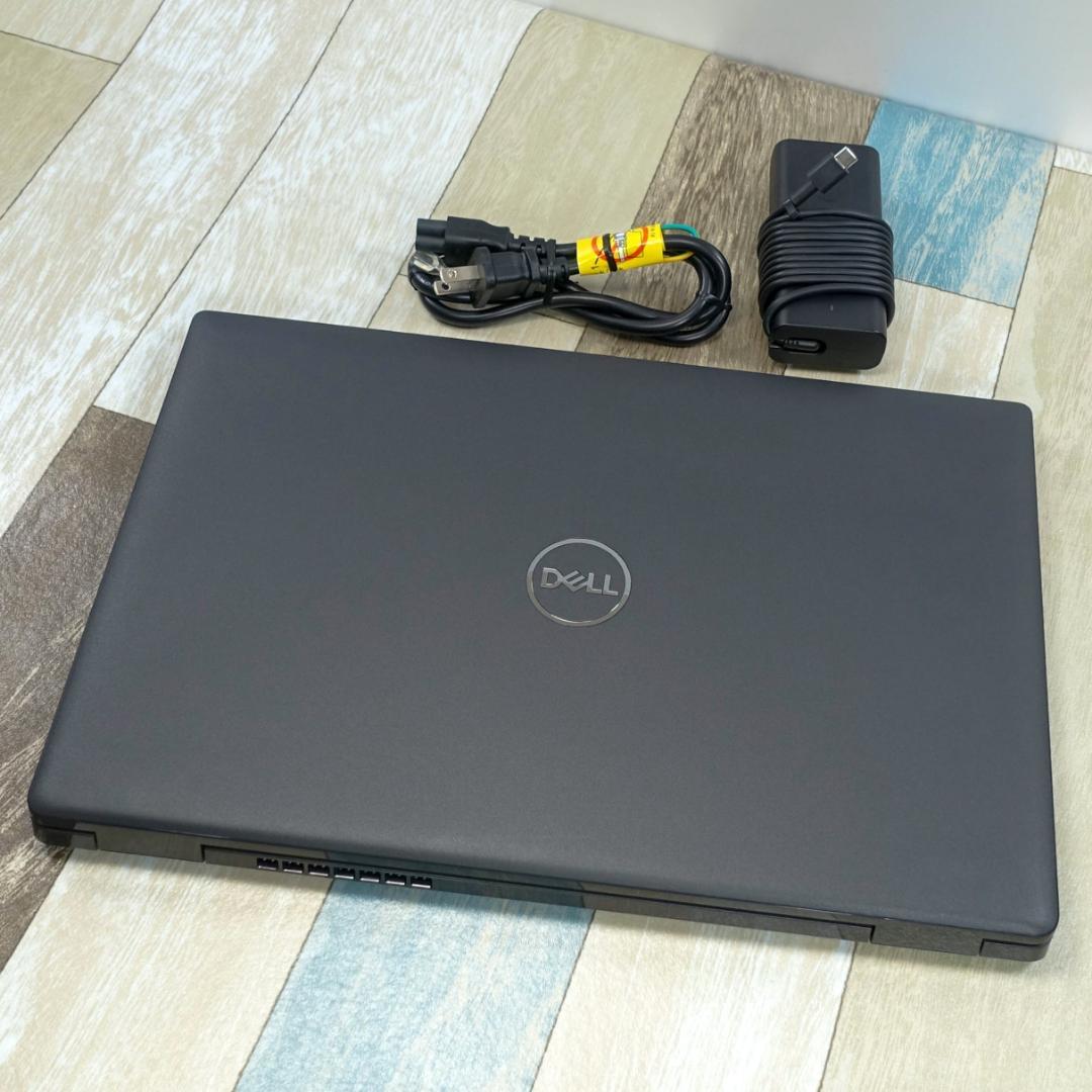 超高速大容量新品ＳＳＤ１ＴＢ搭載✨️極美品で神速の２０２２年製✨１１世代コアｉ５