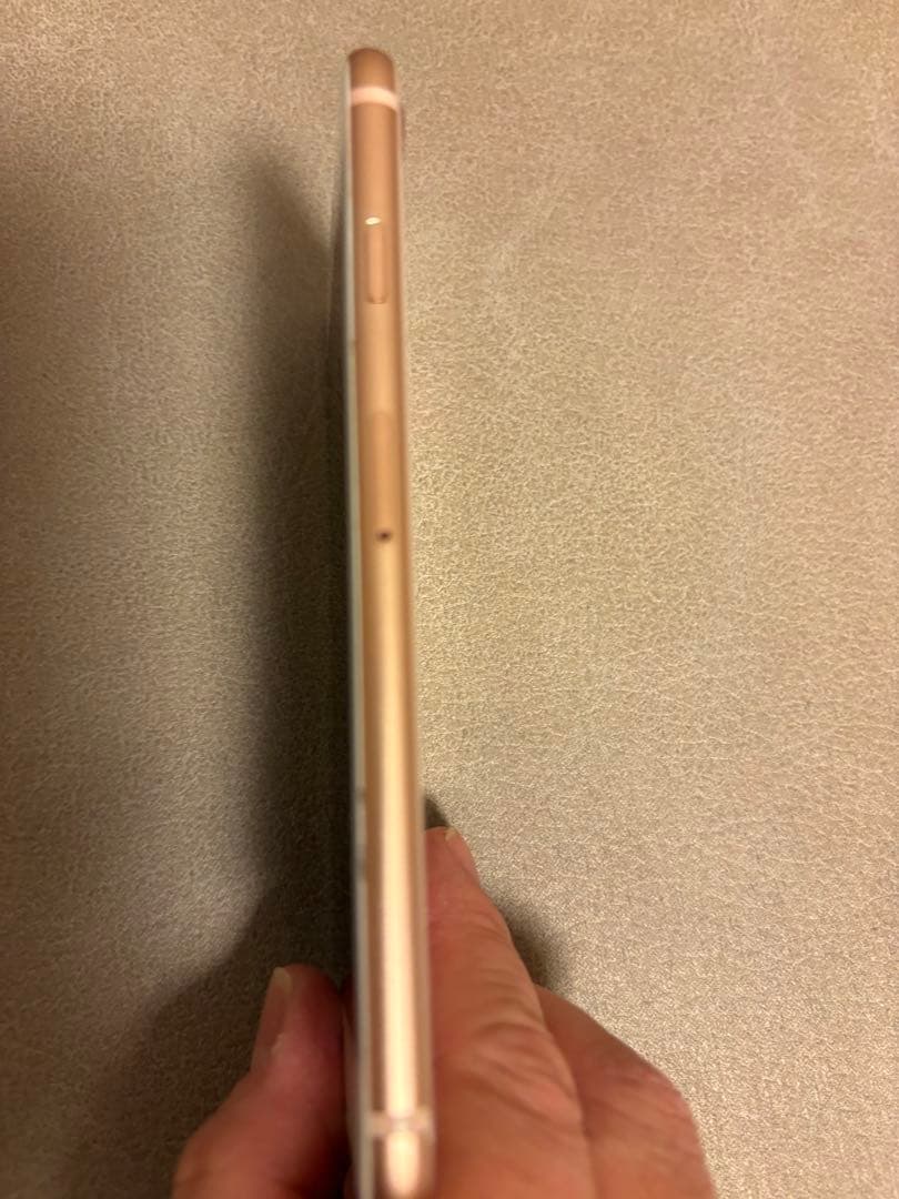 Iphone8 64GB ゴールド バッテリー97%