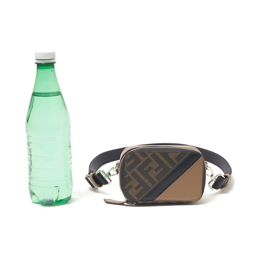 FENDI ミニクロスボディーバック　ベージュ/ブラック