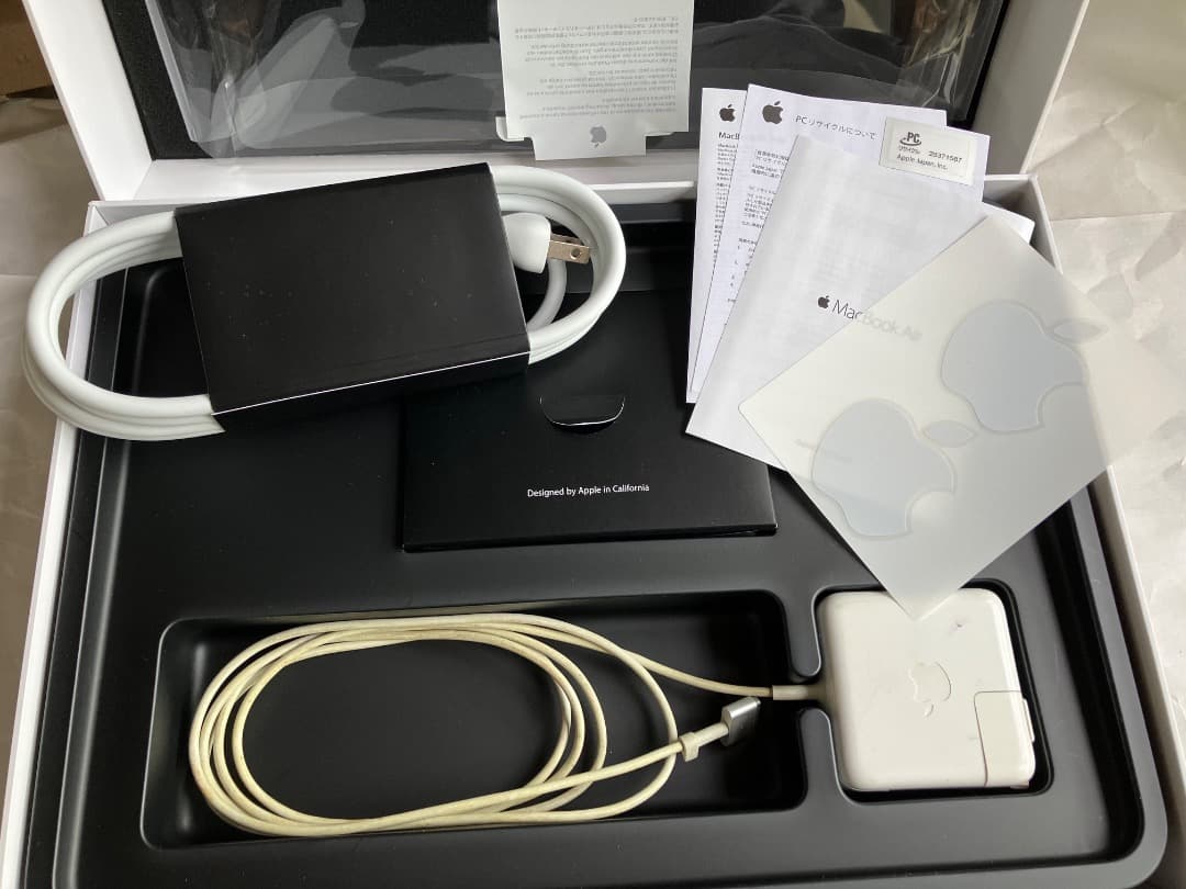 MacBook Air 13インチ 2017 / 8GB / SSD512GB