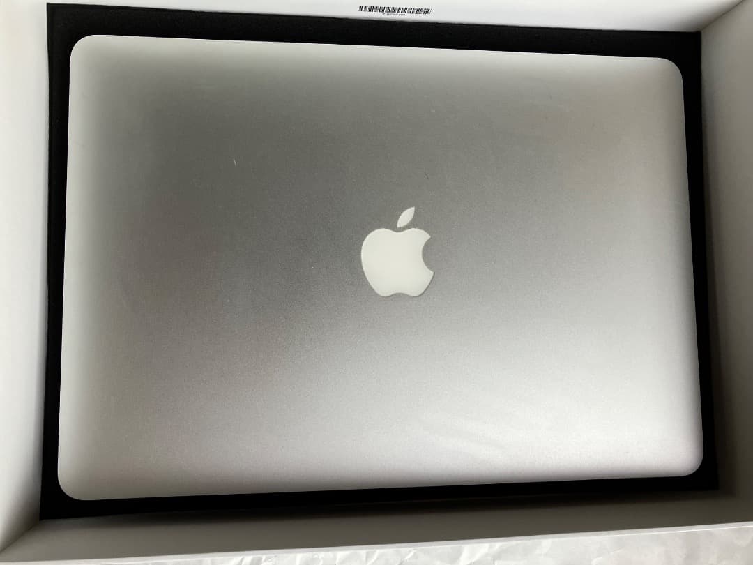 MacBook Air 13インチ 2017 / 8GB / SSD512GB