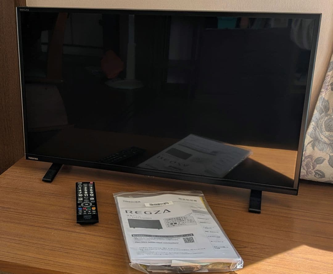 REGZA 液晶テレビ 本体 リモコン付き　32S24 32V型 2021年度製