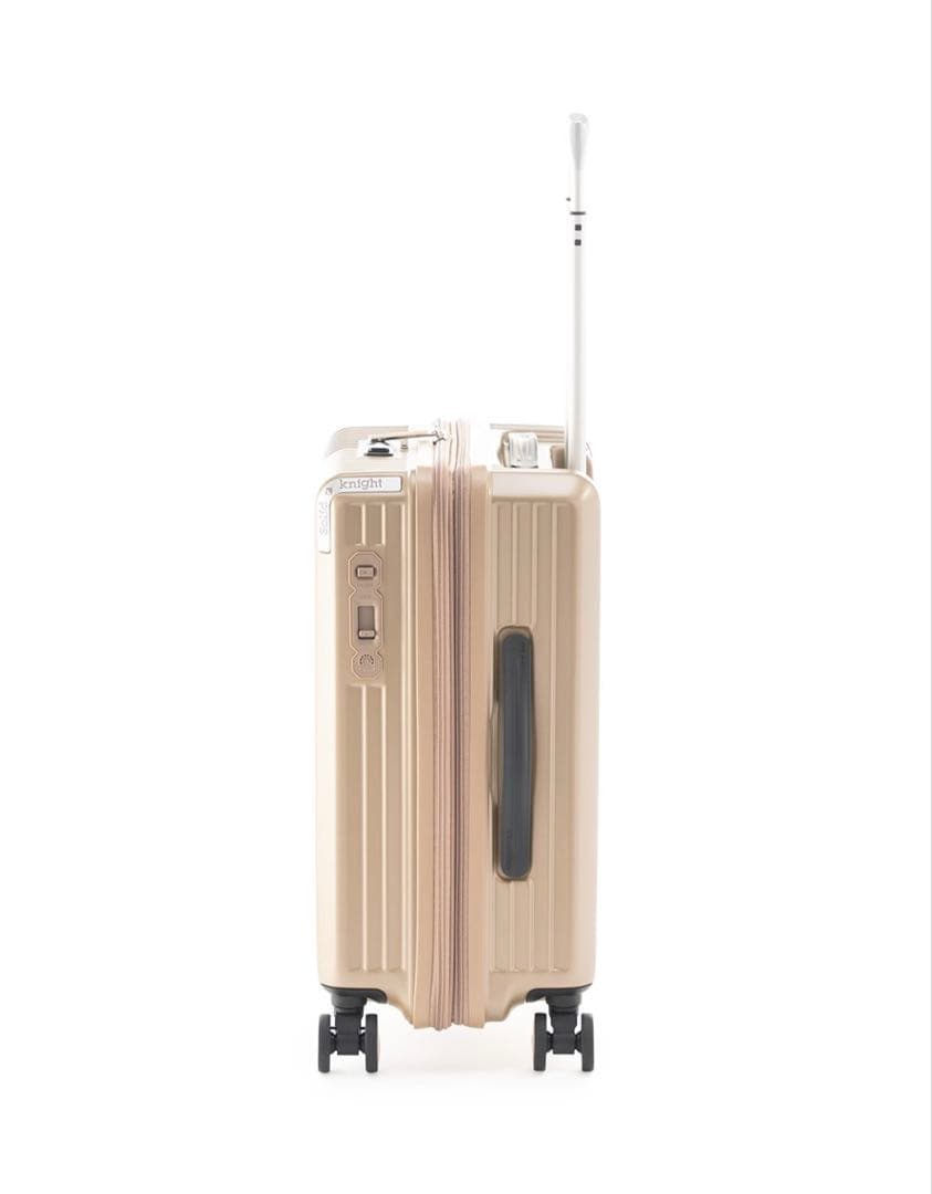 シュヴァルツ！ アジアラゲージ SolidKnight キャリーケース