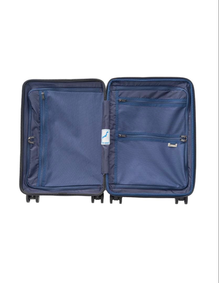 シュヴァルツ！ アジアラゲージ SolidKnight キャリーケース