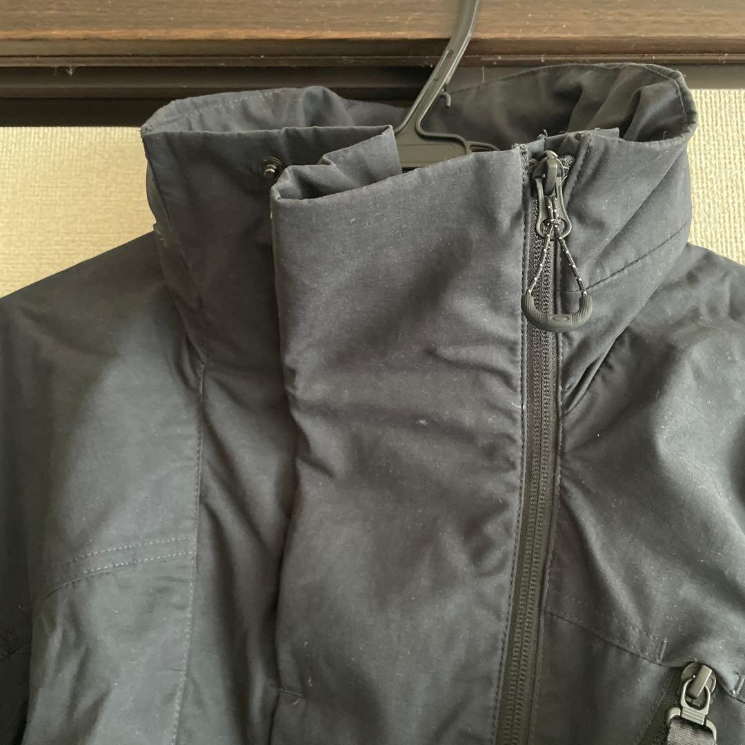 Oakley ブラック マウンテンパーカー