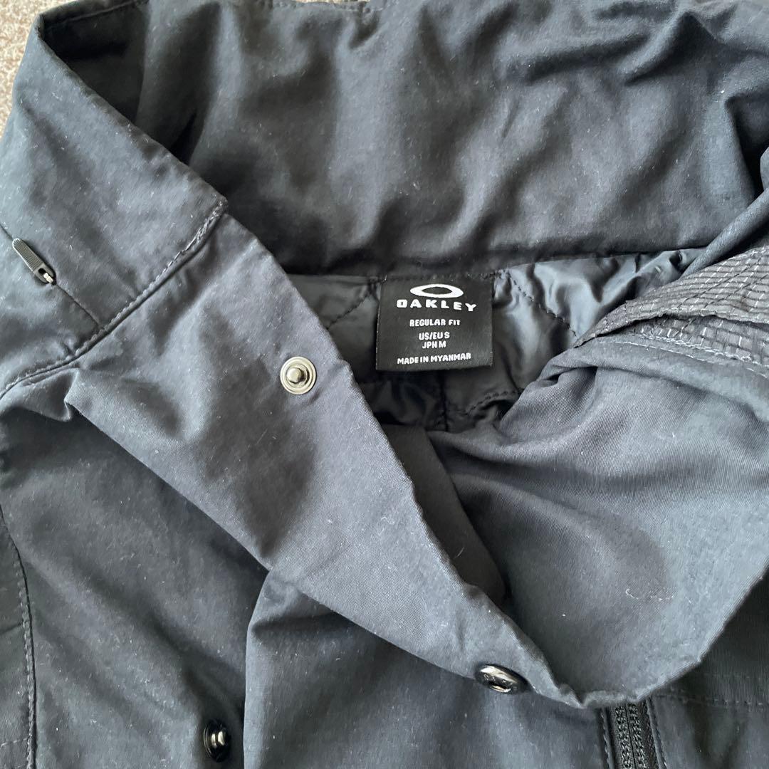 Oakley ブラック マウンテンパーカー