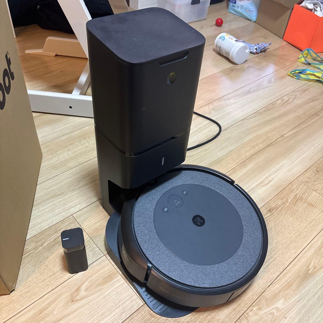 ルンバi3プラス　クリーンベース　ヴァーチャルウォール付き