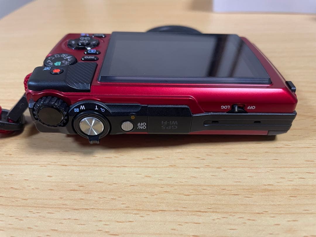 OM SYSTEM TG-7 ・レッド