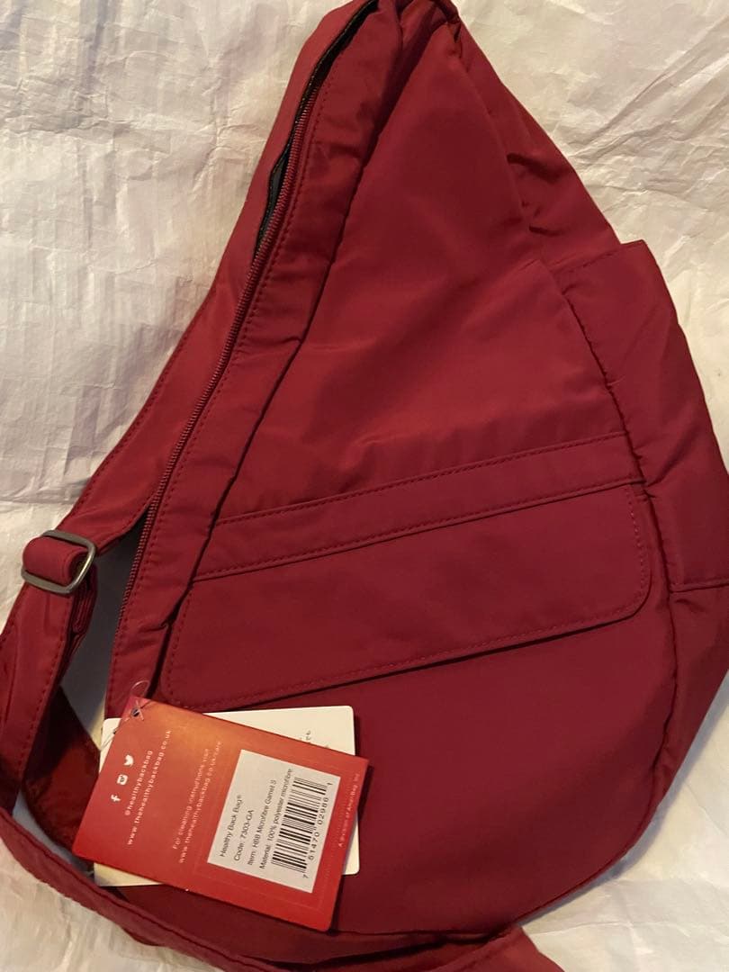 【新品未使用タグ付】ヘルシーバックバッグ　Sサイズ　赤色