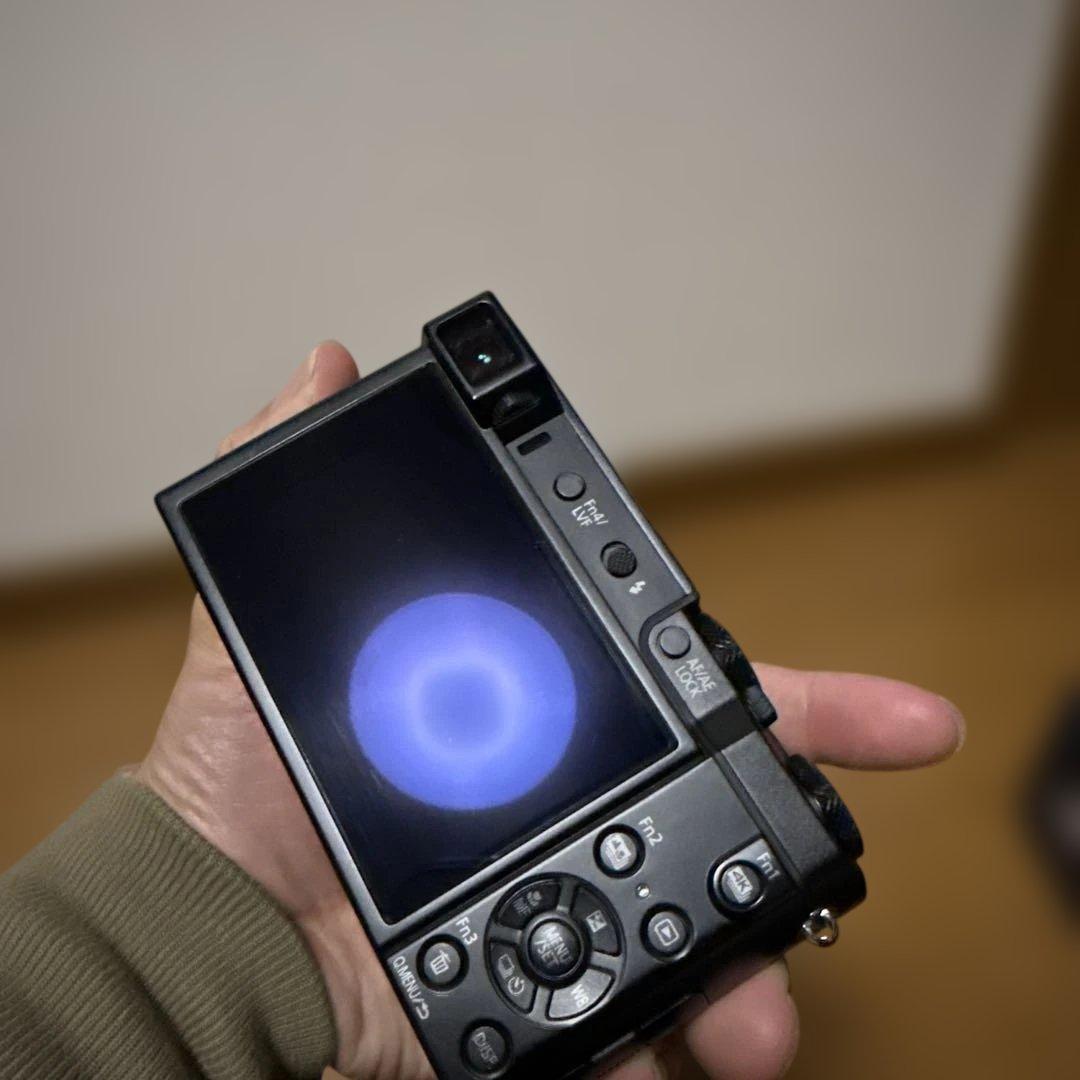 Panasonic DMC-TX1 4Kデジタルカメラ + Velbon三脚