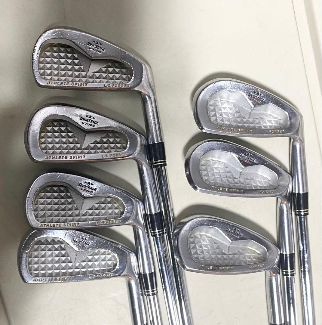 【名器！】ツアーステージ　V7000 メンズ　アイアンセット　グリップ新品
