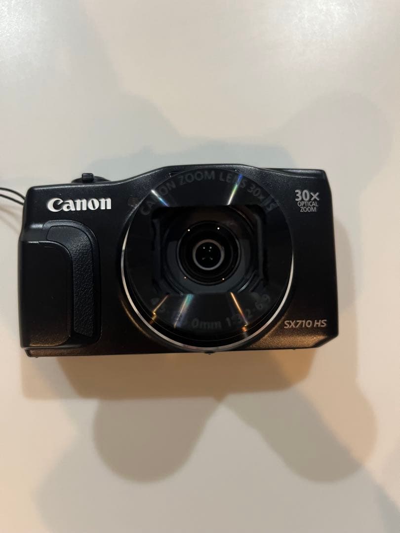 キヤノン　Canon PowerShot SX710 HS
