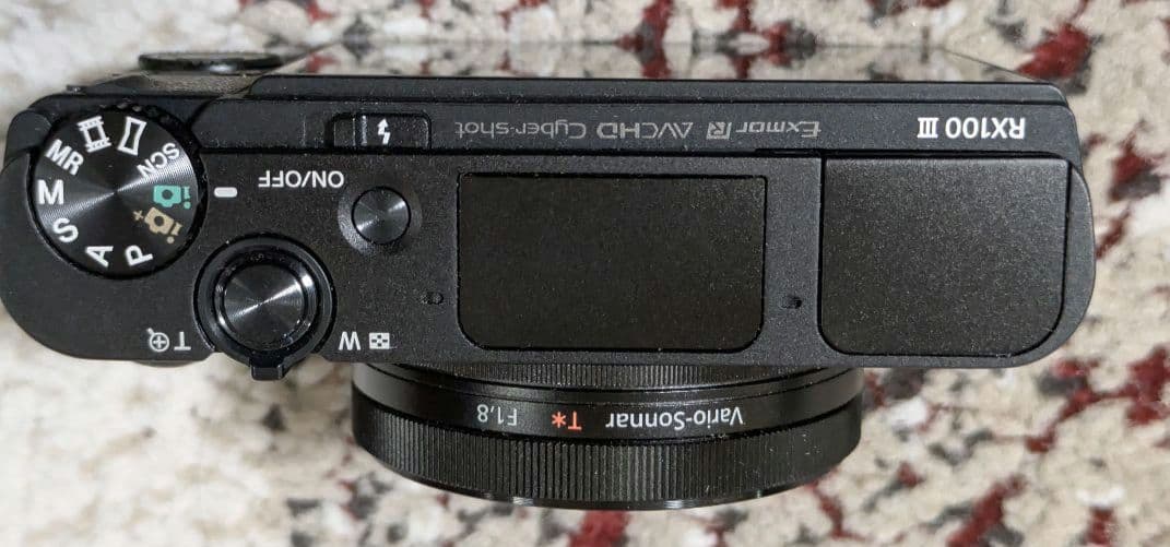 【美品専用三脚付き】 SONY RX100M3