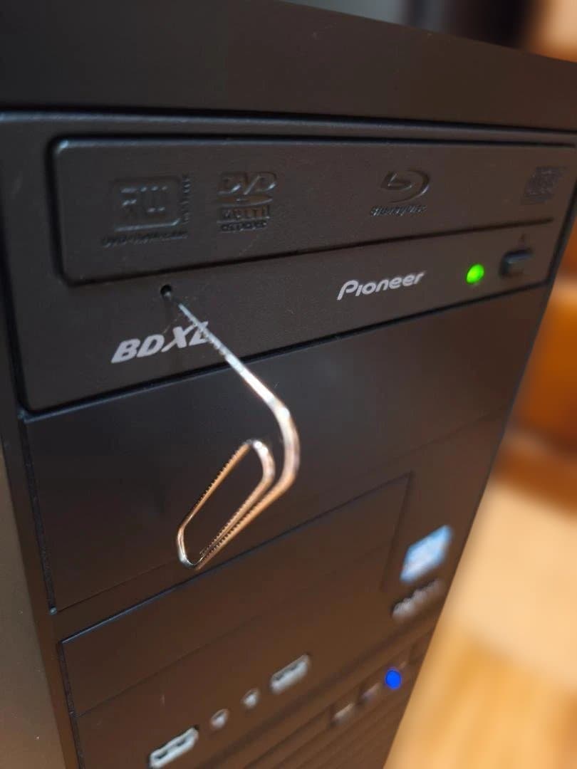 Win11/起動10秒/事務・動画向け/16GB/SSD256/BD/無線KB付