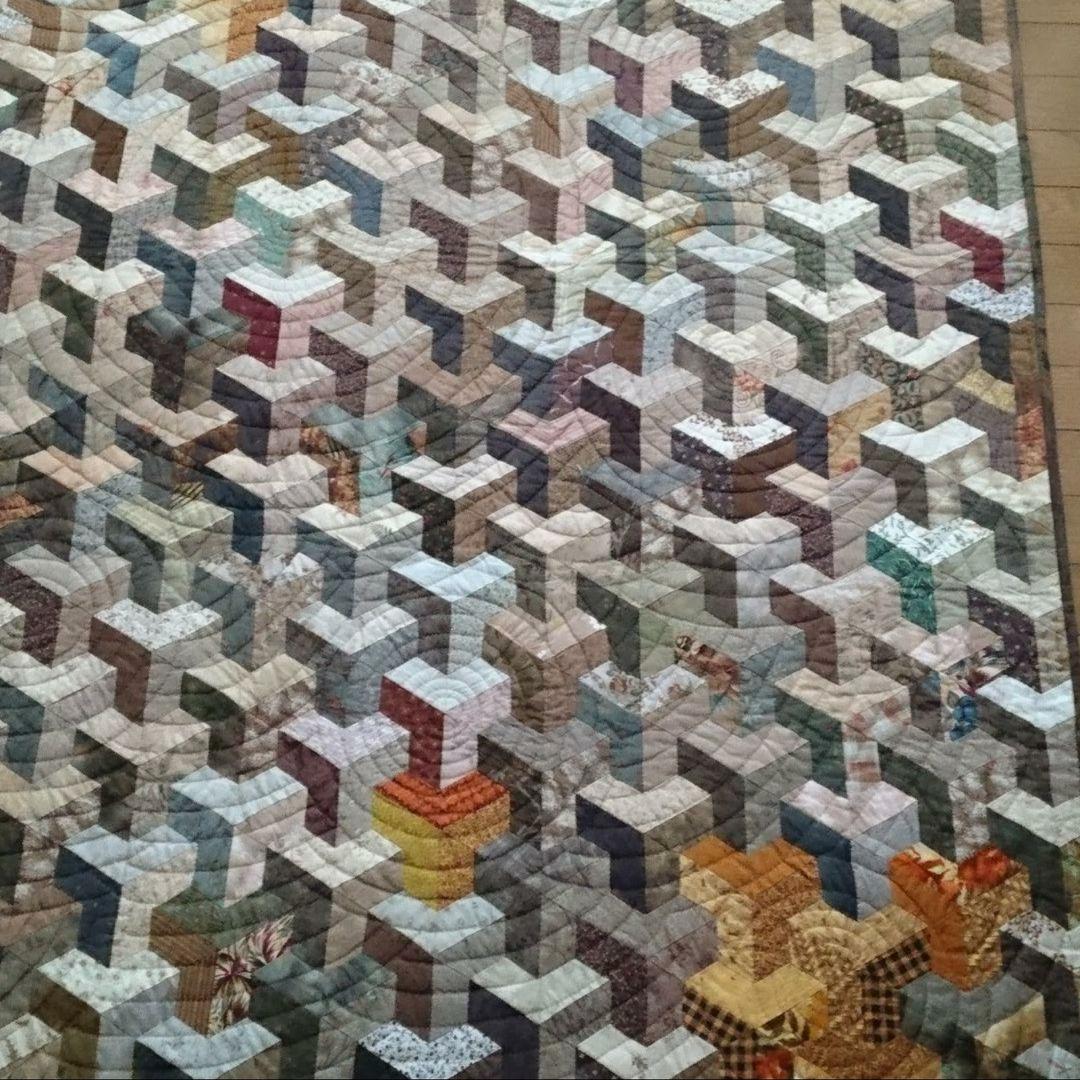 パッチワーク インナーシティ タペストリー ベッドカバー 穏やかな秋