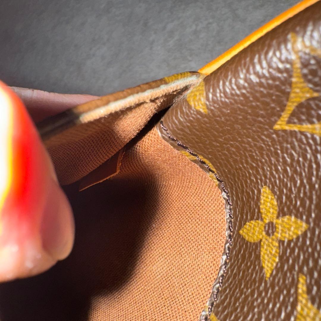 美品　ルイ・ヴィトン ボディバッグ