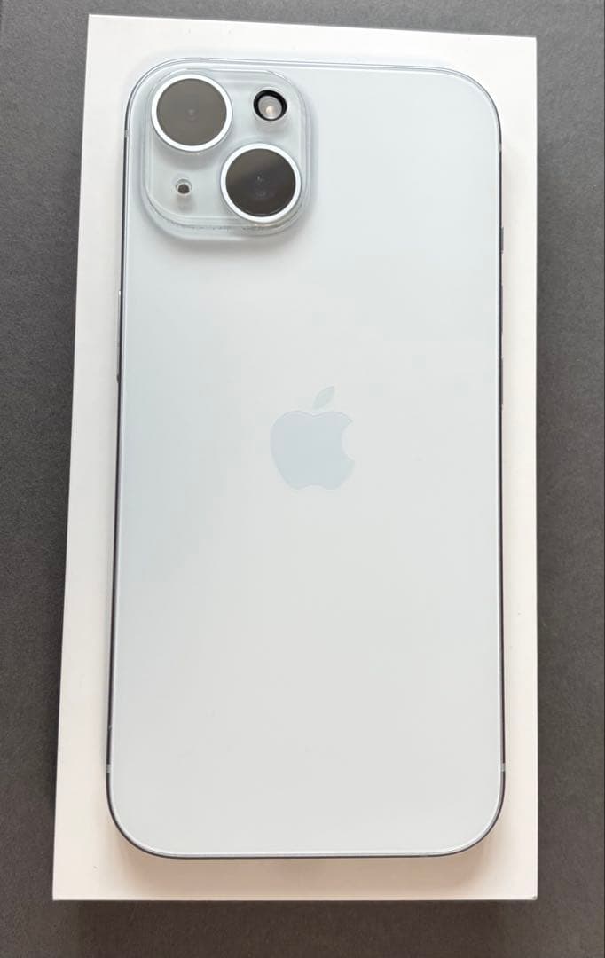 【美品】Apple iPhone 15 ブルー本体