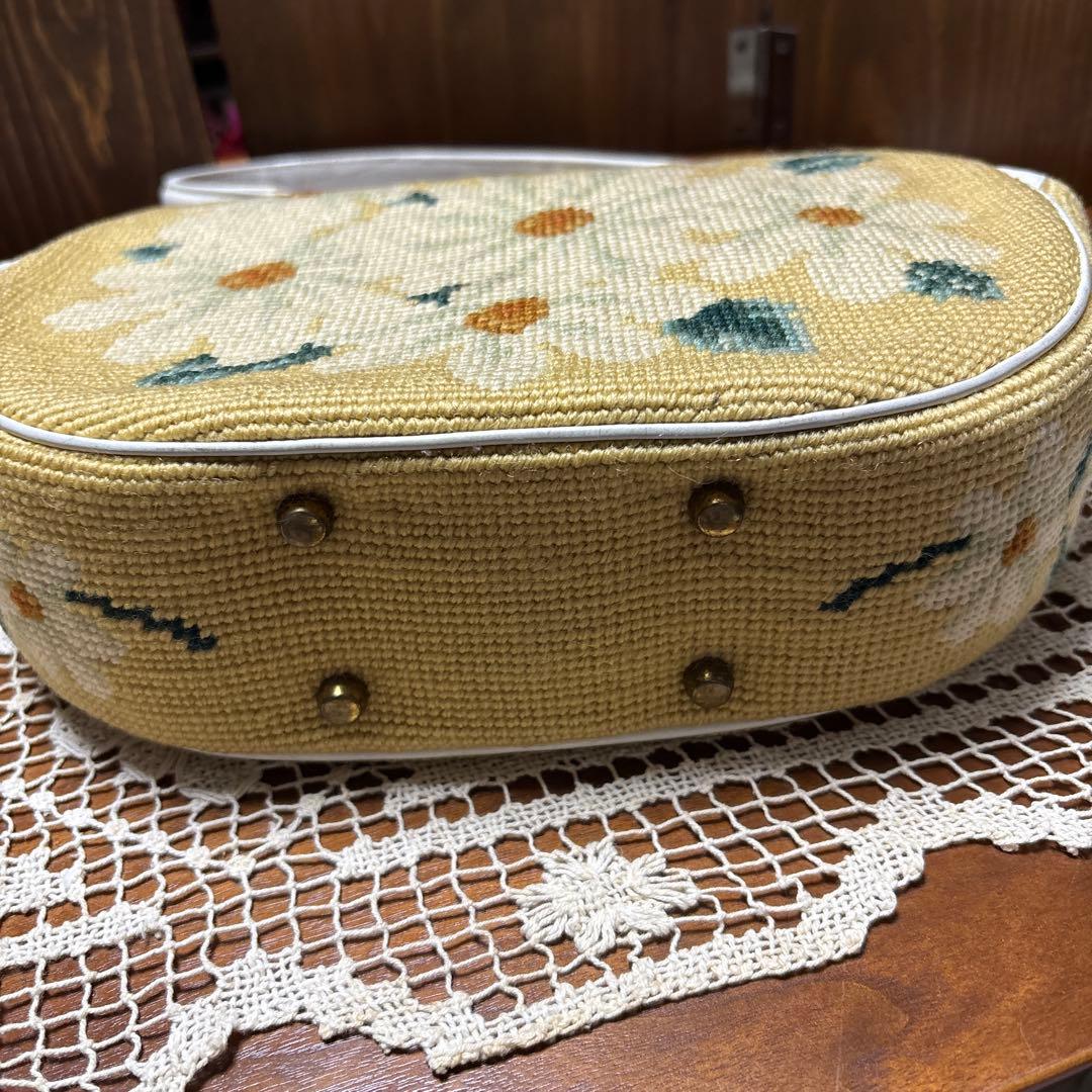 ニードルポイントハンドバッグ